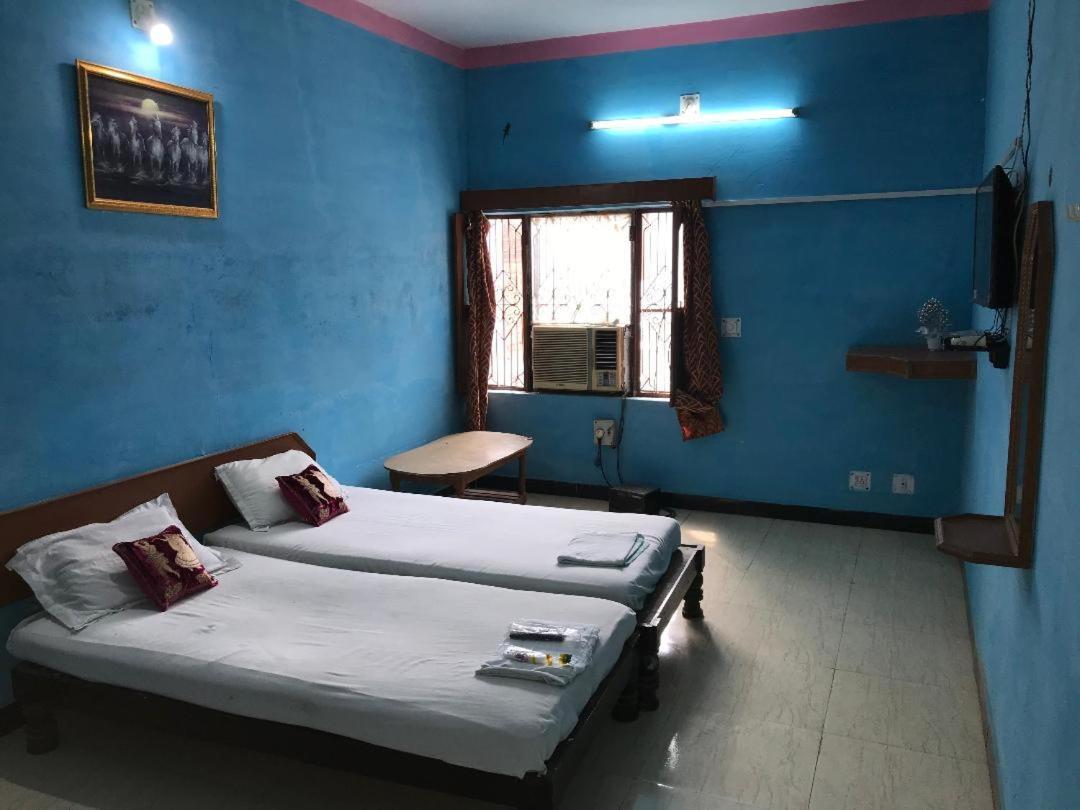 Hotel Yogi Lodge Khajurāho Dış mekan fotoğraf