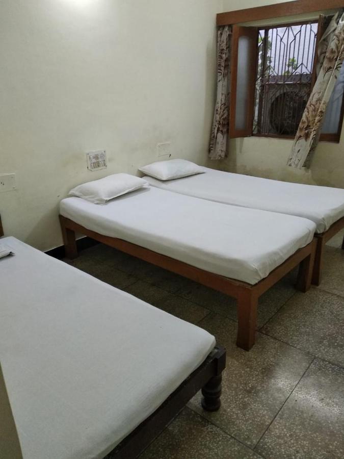 Hotel Yogi Lodge Khajurāho Dış mekan fotoğraf